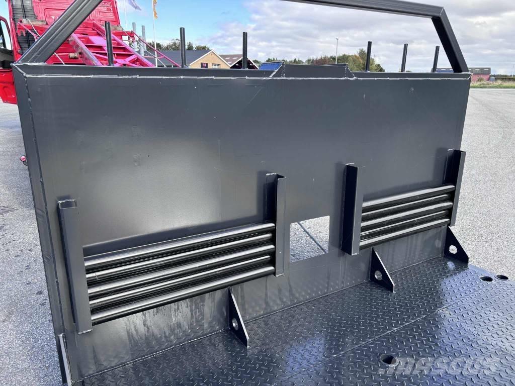  Scancon Maskinlad Erikonteinerid