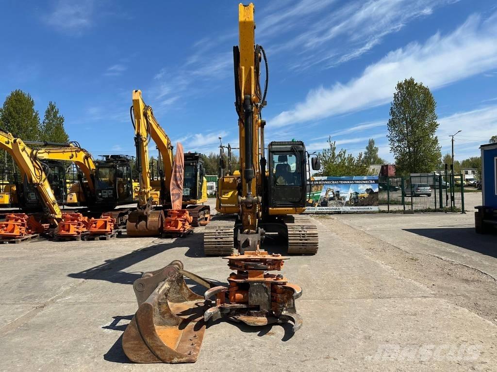 JCB JS 130 LC Roomikekskavaatorid