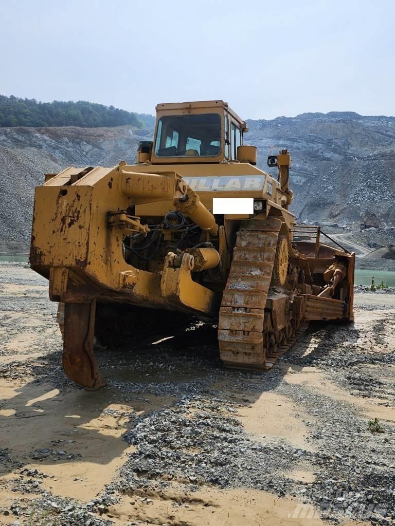 CAT D 9 N Buldooserid