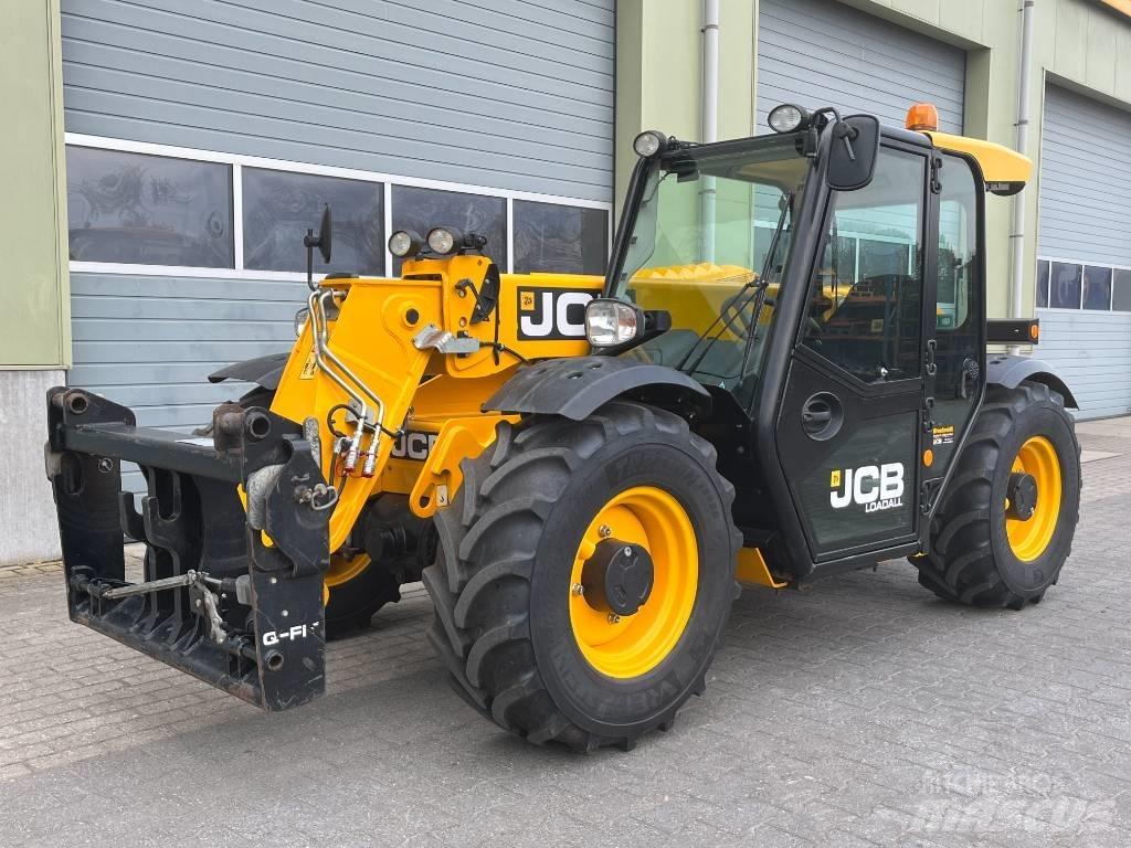 JCB 527-58 Agri Plus Põllumajanduslikud teleskoopkäitlejad