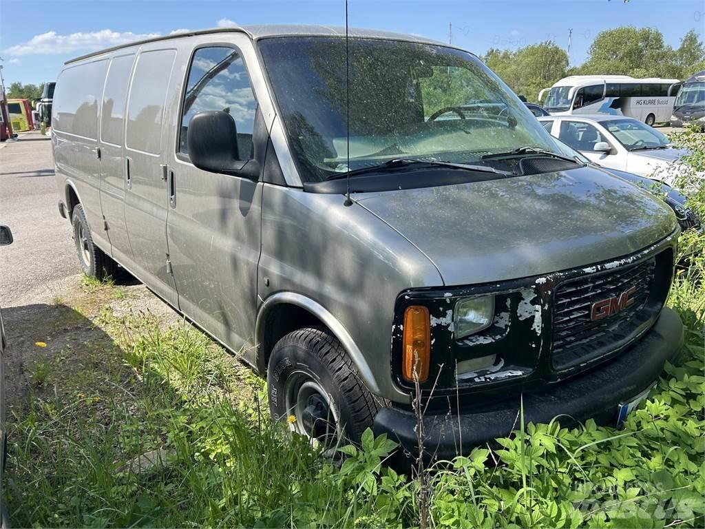 GMC SAVANA Kaubikud