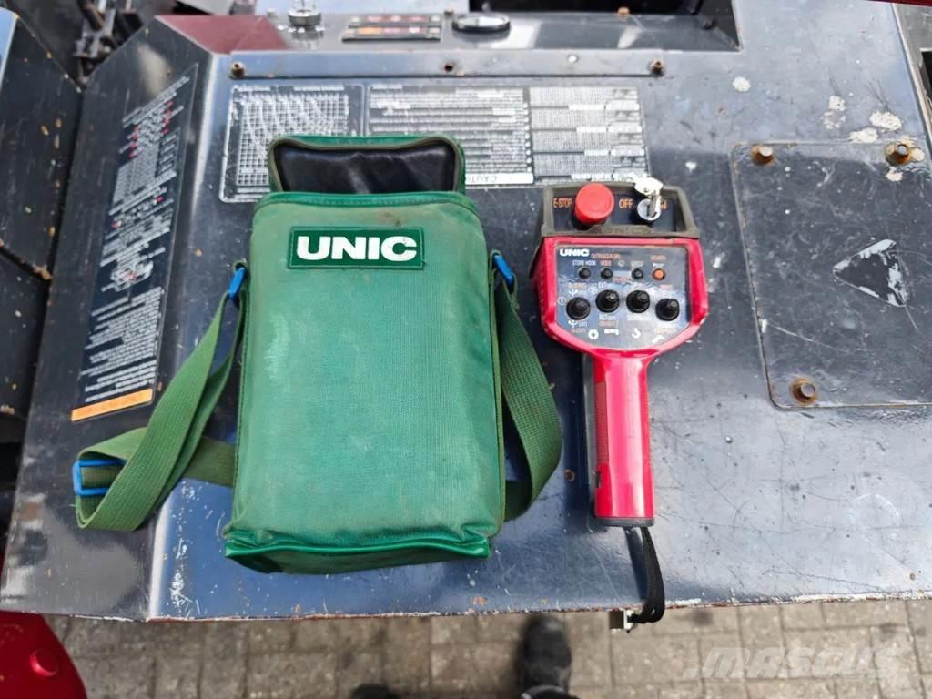 Unic URW 506 CDE Roomikkraanad
