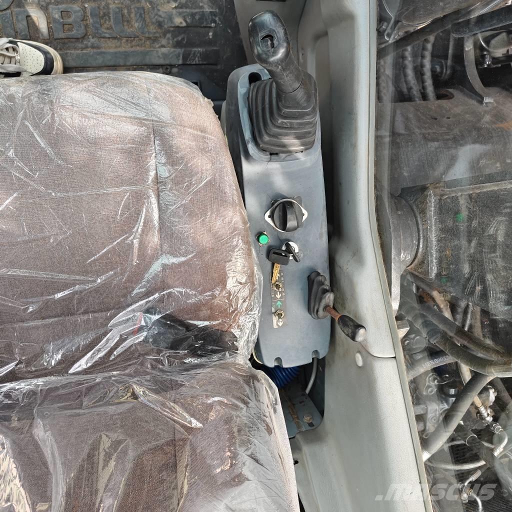 Hyundai R 150 W Ratasekskavaatorid