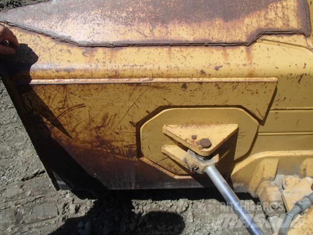 CAT D 5 G XL Buldooserid