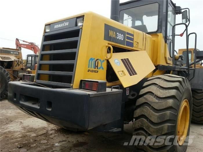 Komatsu WA 380-3 Rataslaadurid