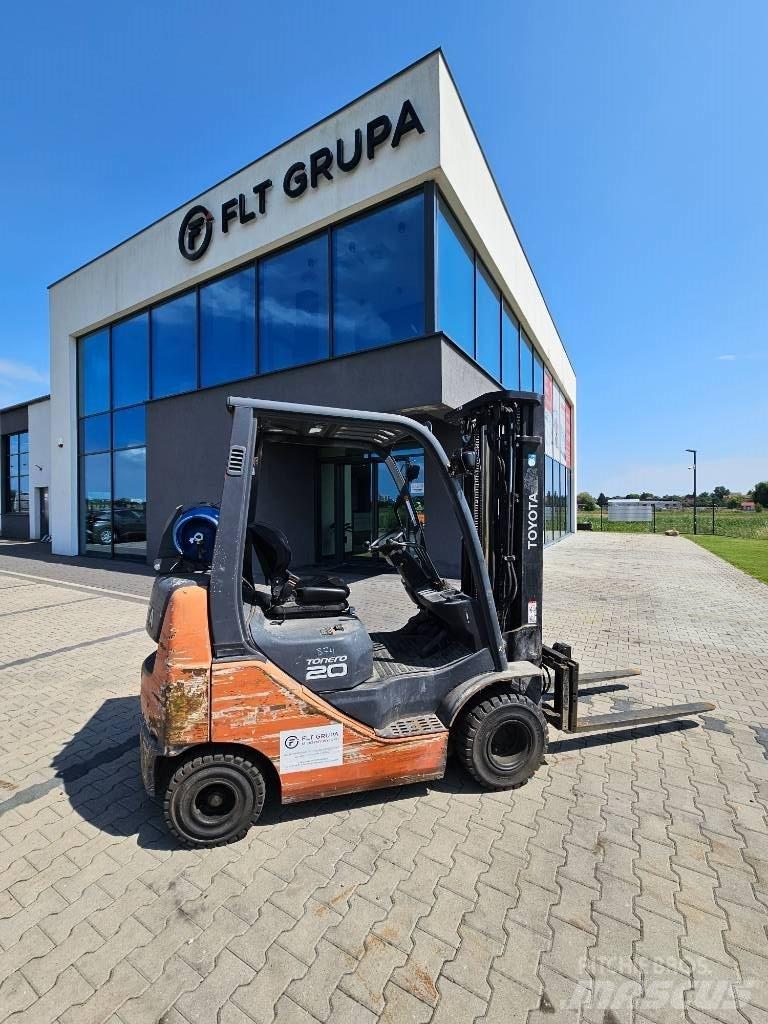 Toyota 02-8 FGKF 20 Gaasitõstukid