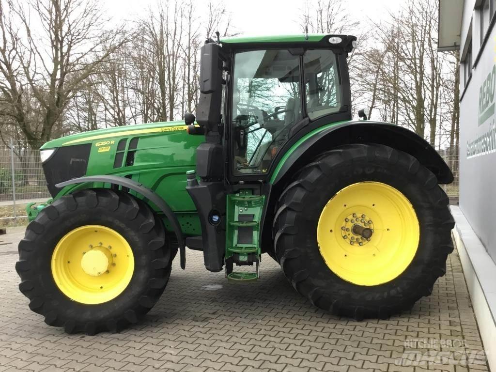 John Deere 6250R Traktorid