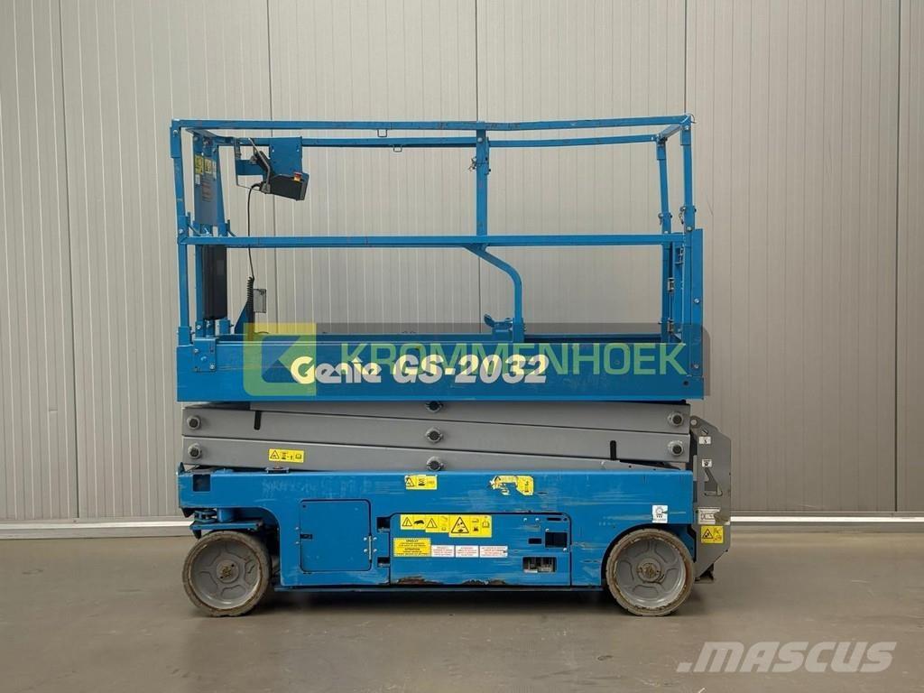 Genie GS 2032 Käärtõstukid