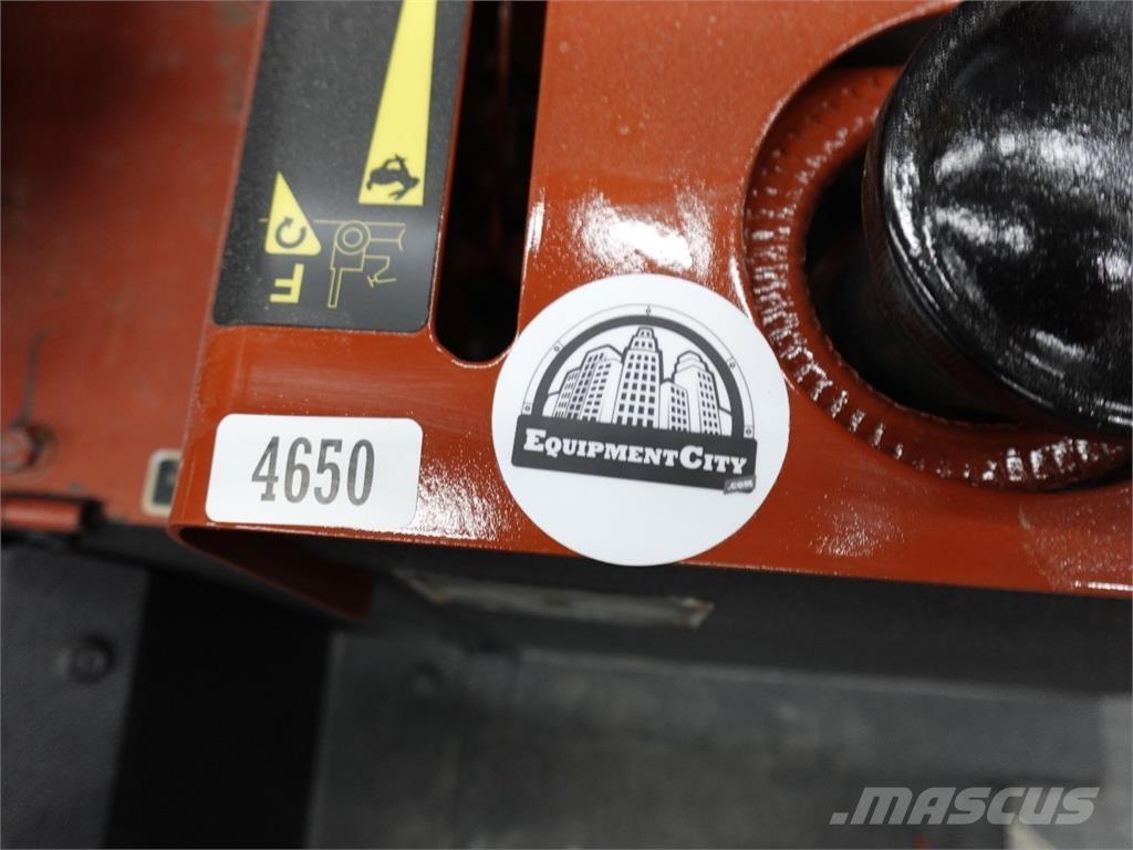 Ditch Witch 3700 Pinnaselõikurid