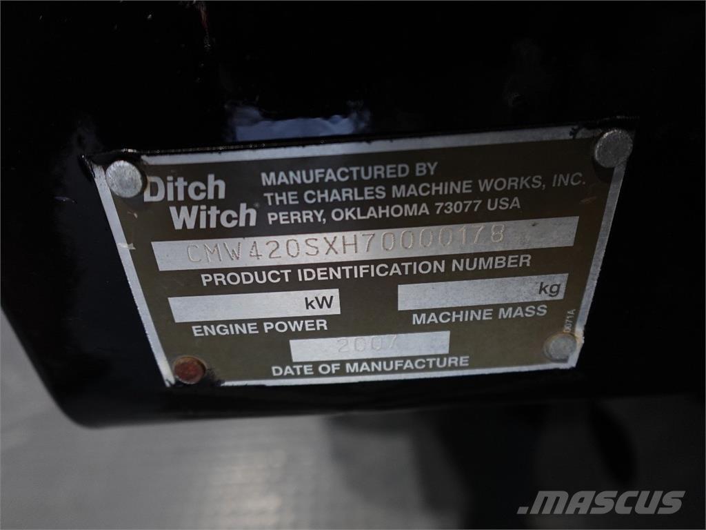 Ditch Witch 420SX Pinnaselõikurid