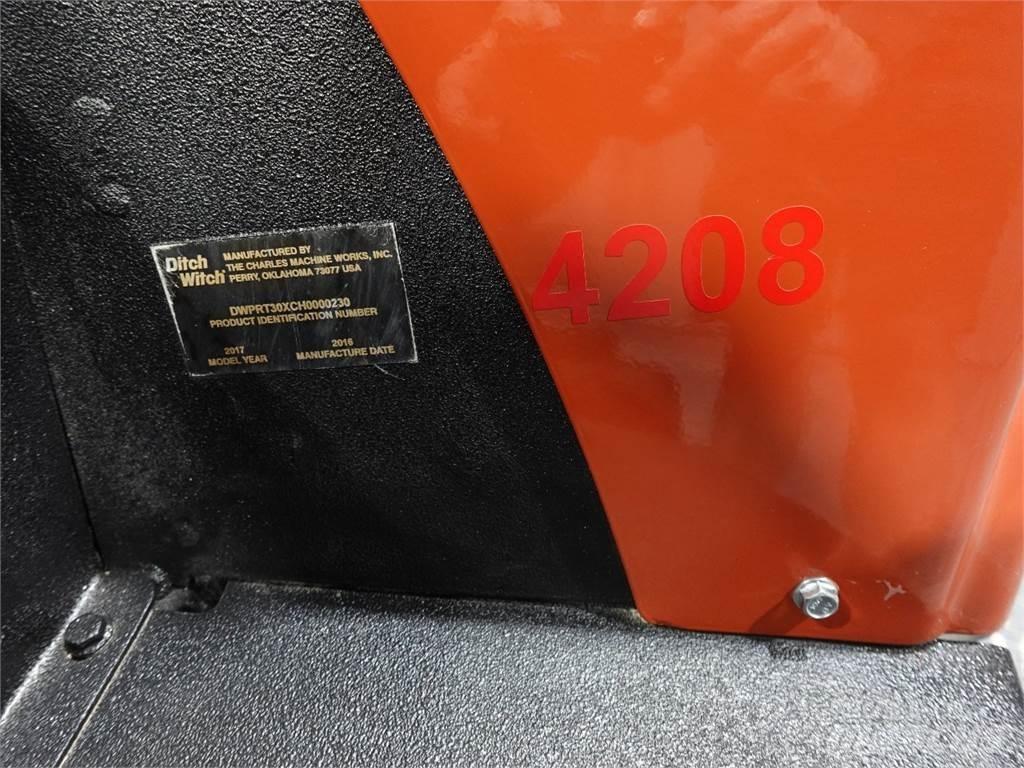 Ditch Witch RT30 Pinnaselõikurid