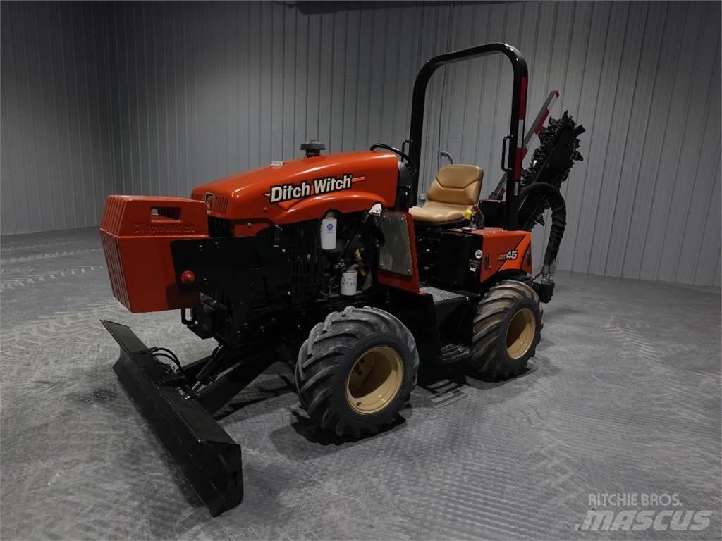 Ditch Witch rt45 Pinnaselõikurid