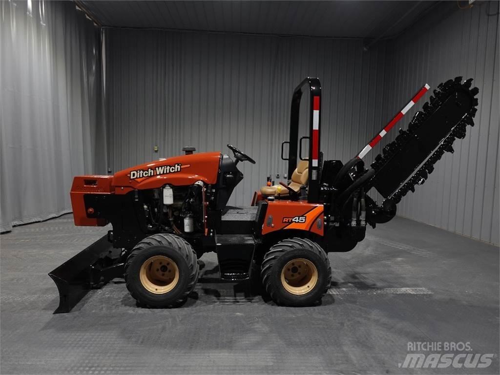 Ditch Witch rt45 Pinnaselõikurid