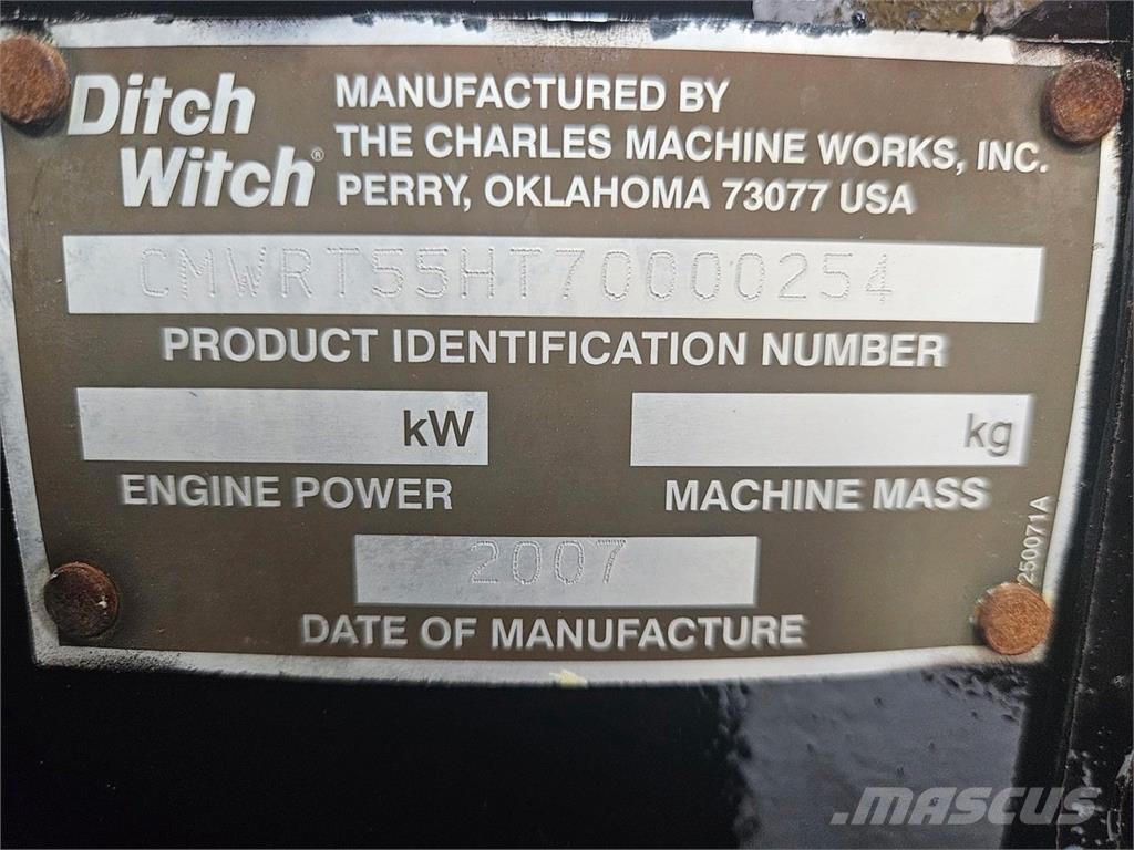 Ditch Witch RT55 Kivisaed ja betoonisaed