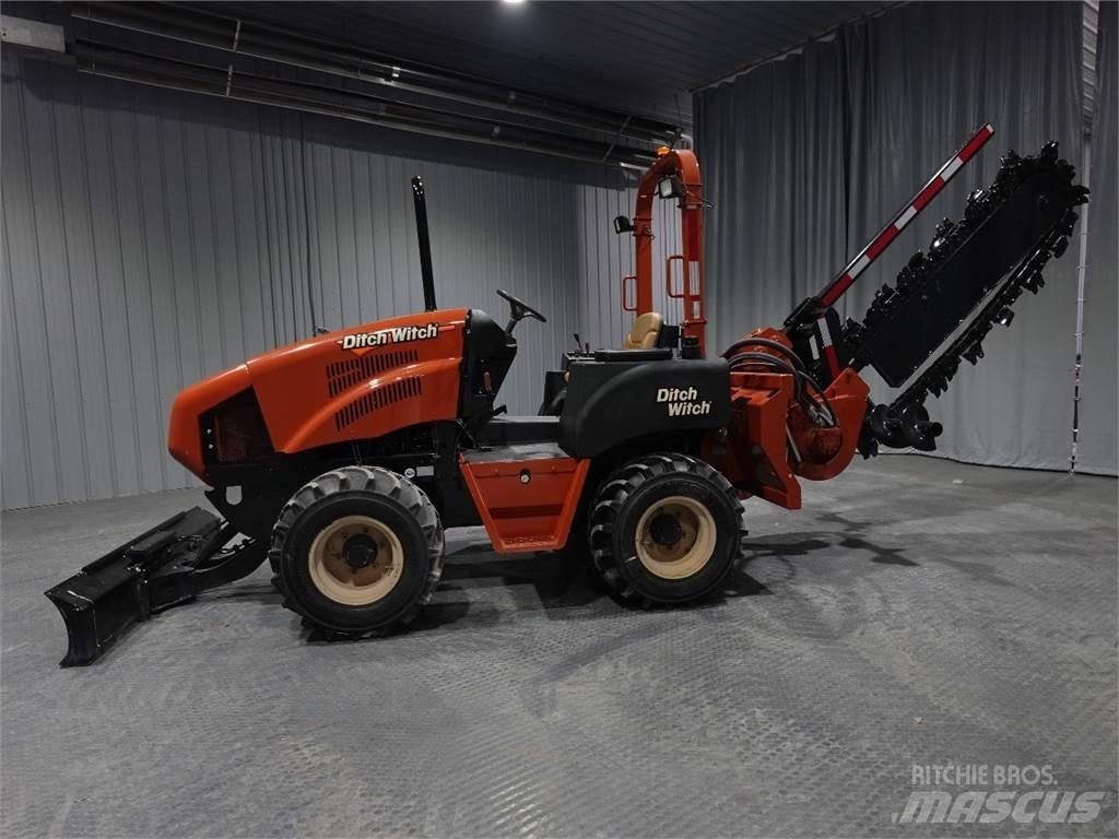 Ditch Witch RT80 Pinnaselõikurid
