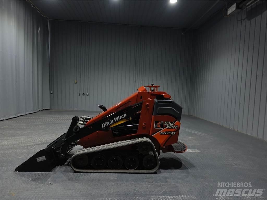 Ditch Witch SK850 Kompaktlaadurid