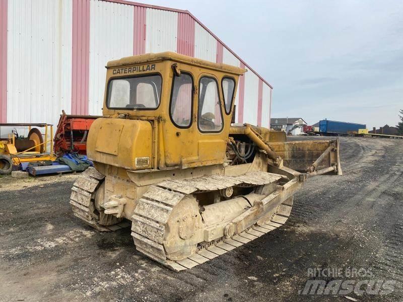 CAT D4D Buldooserid
