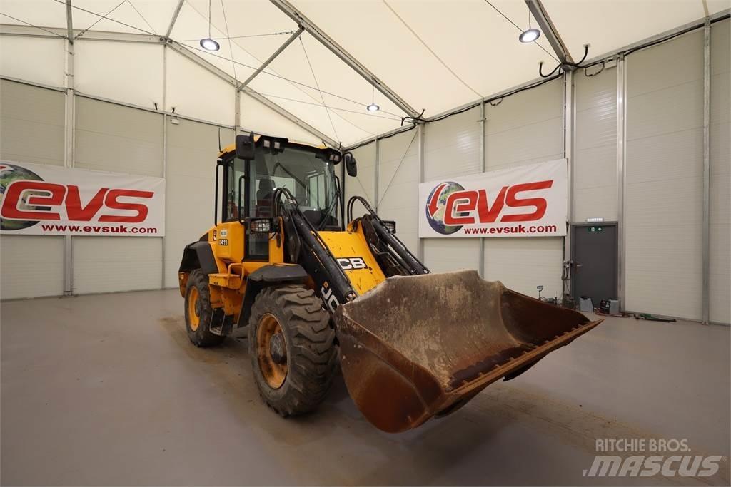 JCB 411 WHEEL LOADER Istutusmasinad
