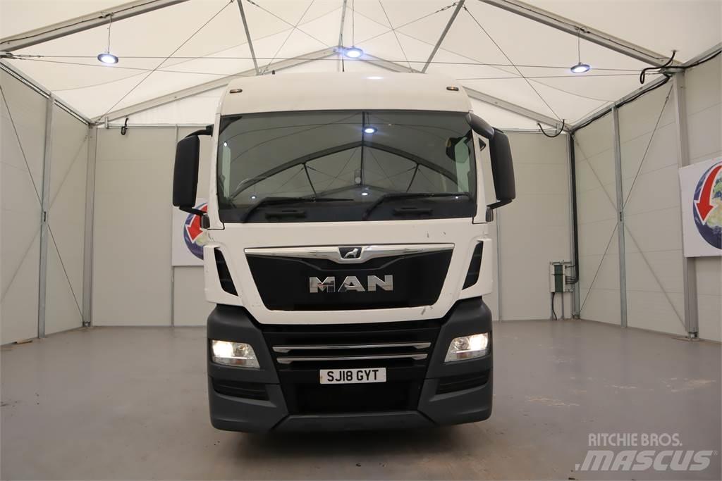 MAN TGS 26.500 Sadulveokid