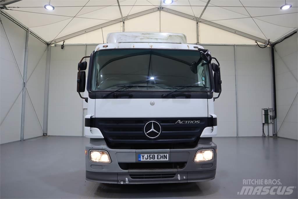 Mercedes-Benz ACTROS 1836 Sadulveokid