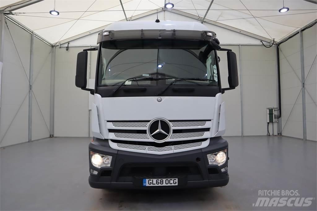 Mercedes-Benz ACTROS 1840 Sadulveokid