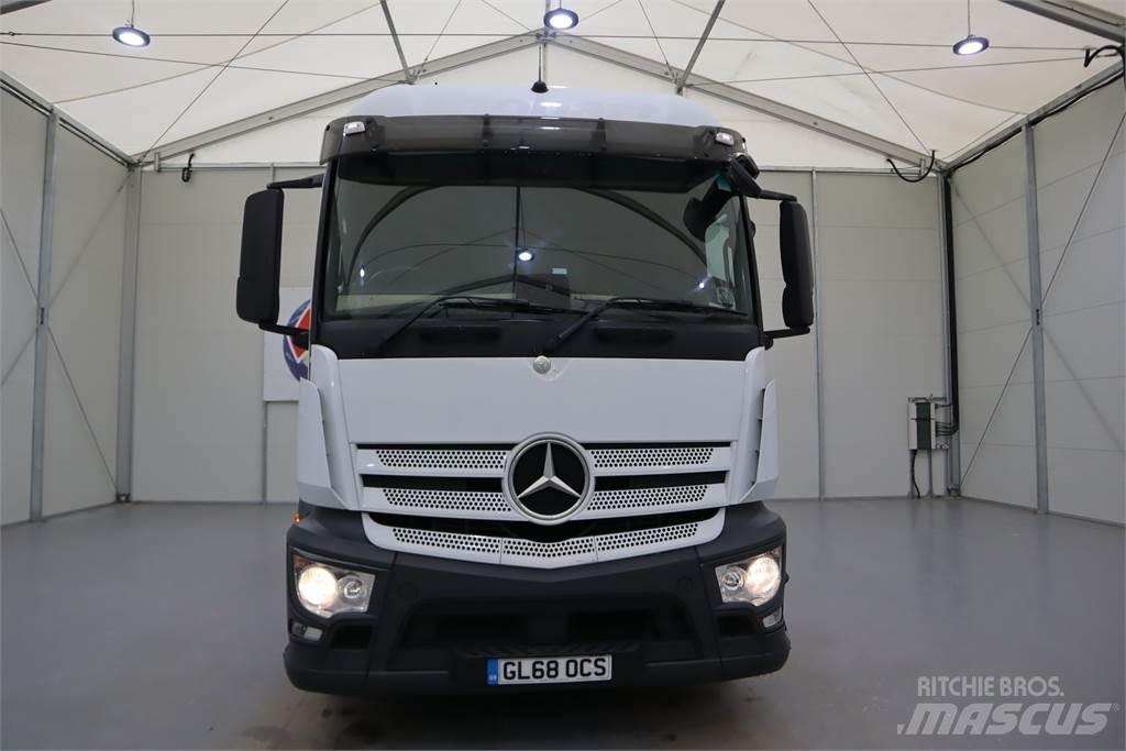 Mercedes-Benz ACTROS 1840 Sadulveokid