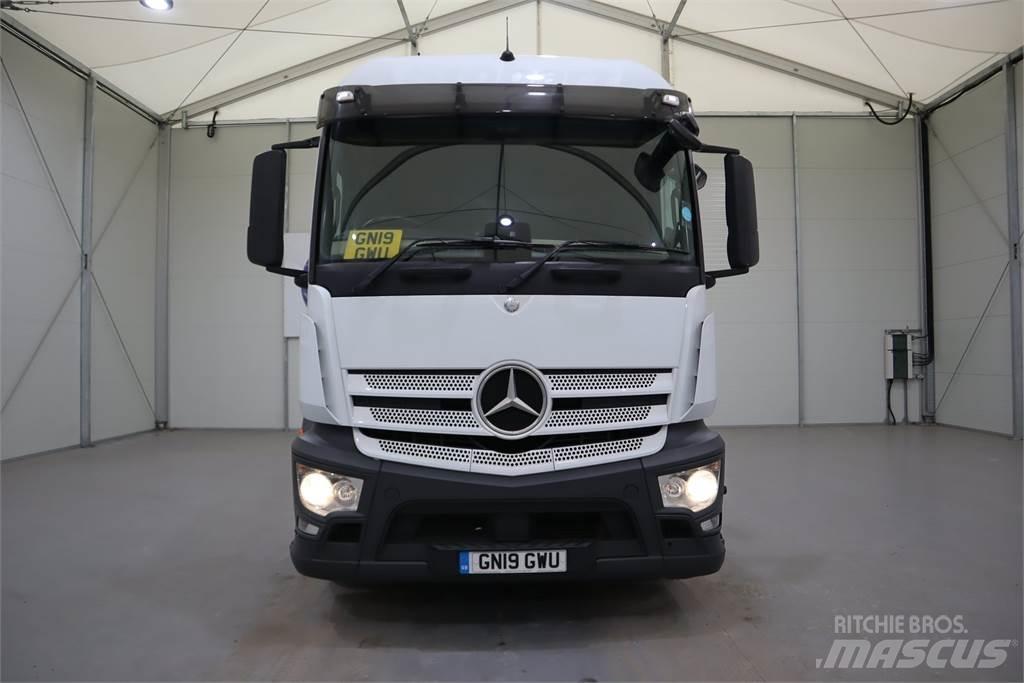 Mercedes-Benz ACTROS 1840 Sadulveokid