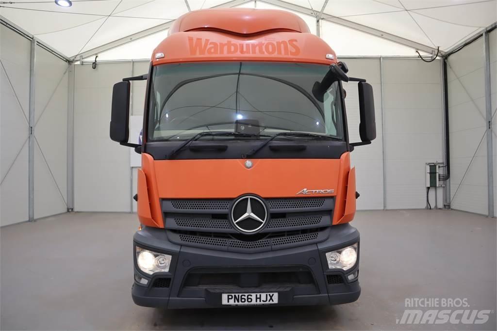 Mercedes-Benz Actros 1840 Sadulveokid