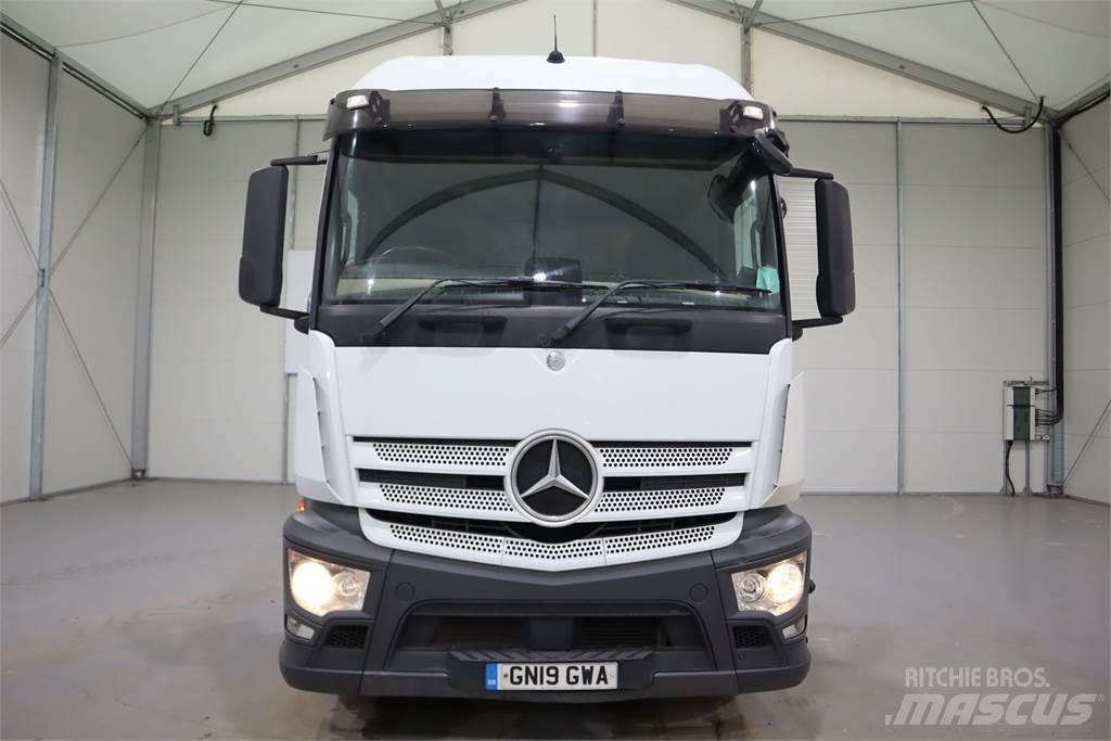 Mercedes-Benz Actros 1840 Sadulveokid