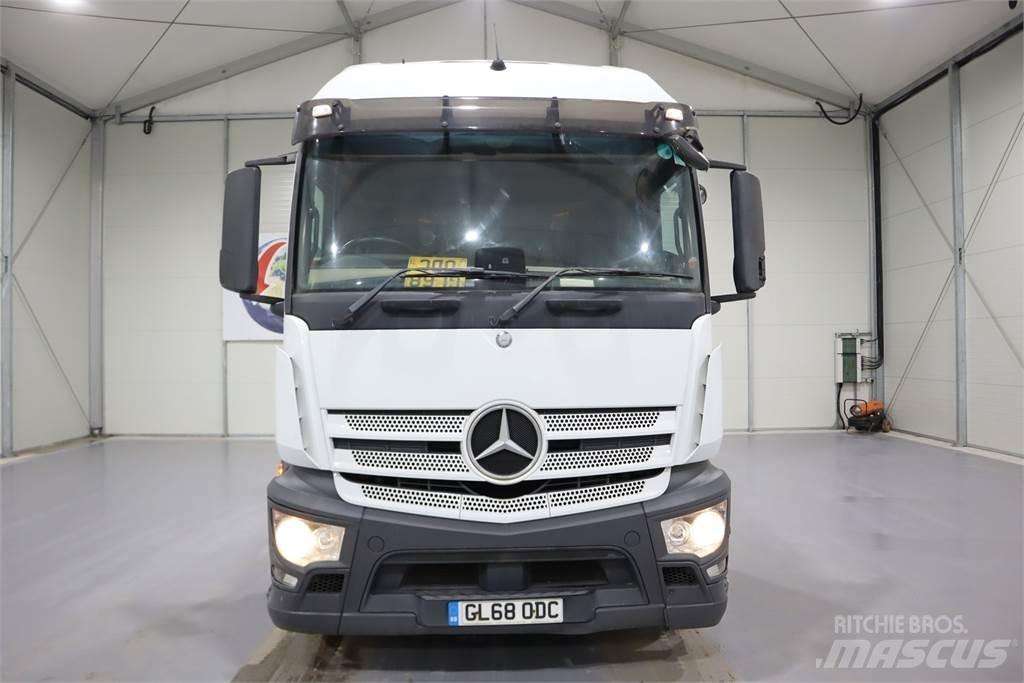 Mercedes-Benz Actros 1840 Sadulveokid