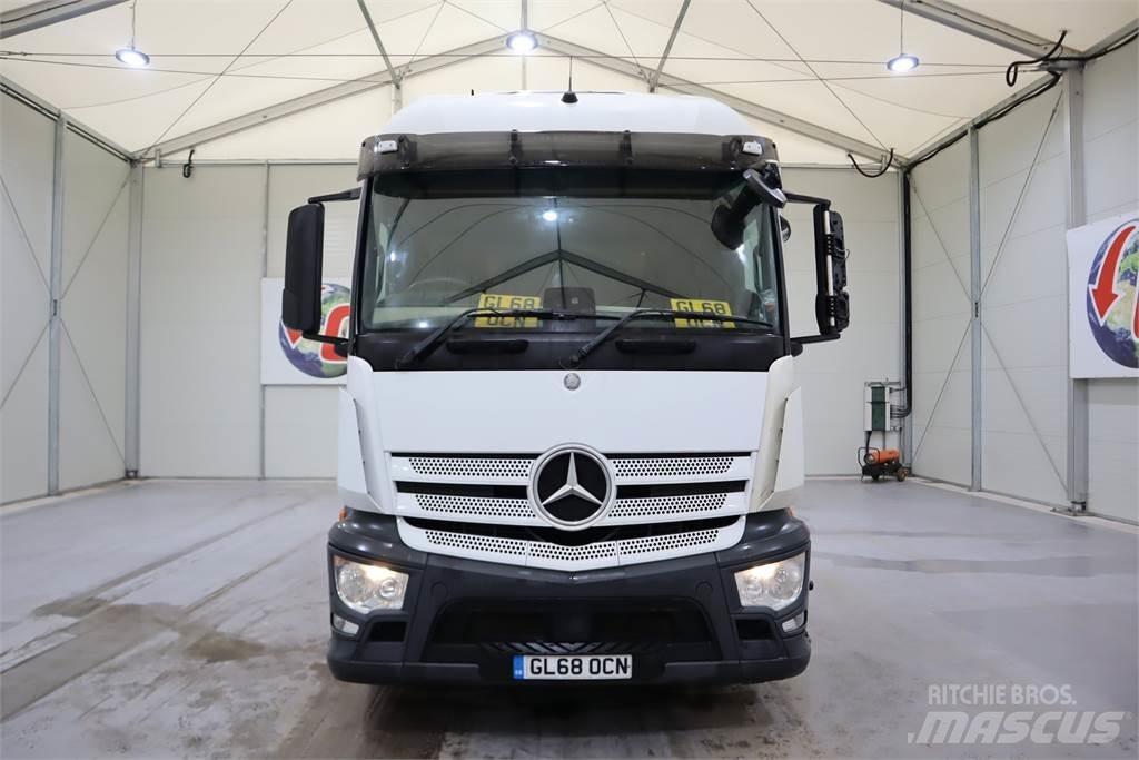 Mercedes-Benz Actros 1840 Sadulveokid