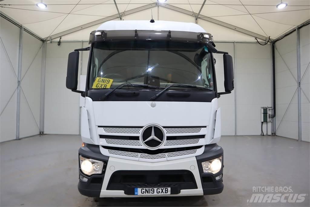 Mercedes-Benz Actros 1840 Sadulveokid