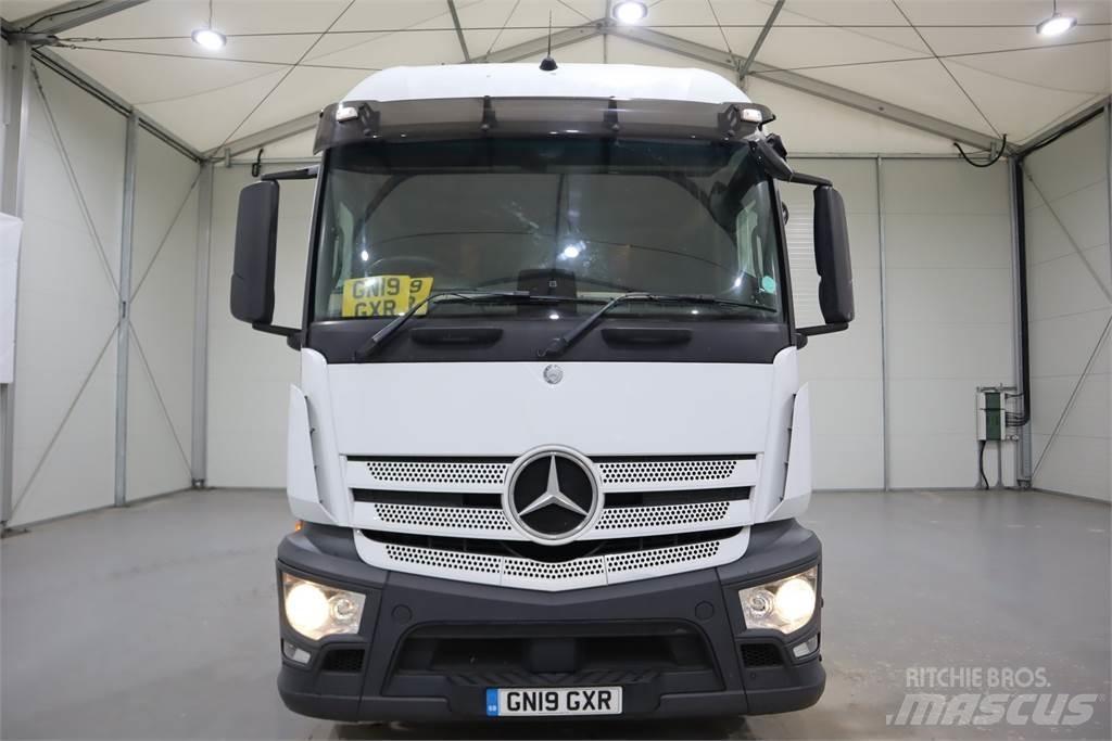 Mercedes-Benz Actros 1840 Sadulveokid