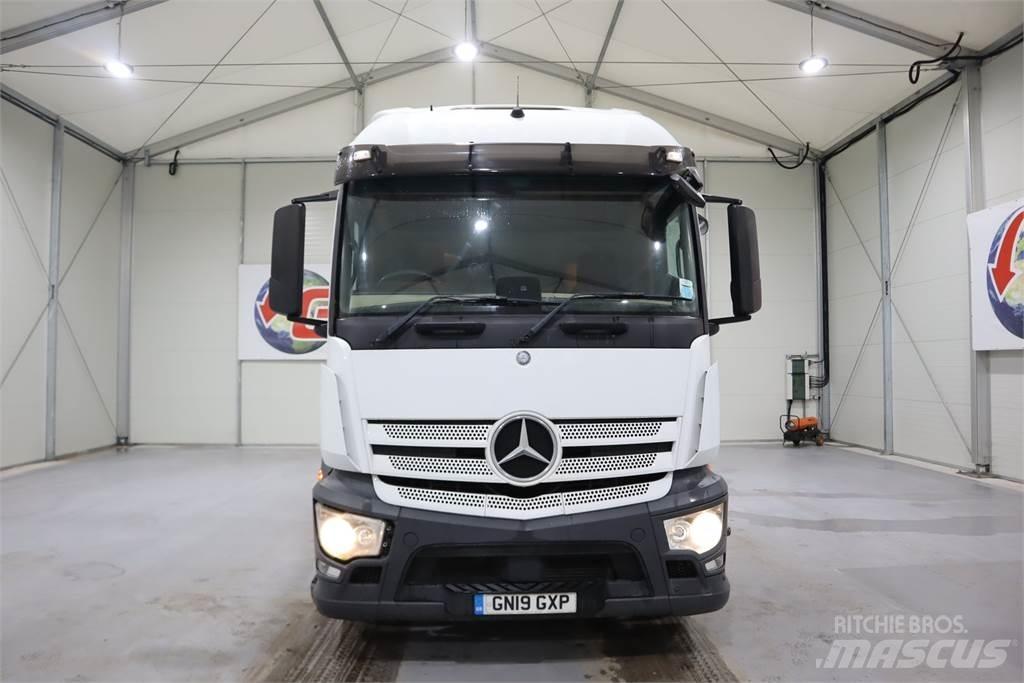 Mercedes-Benz Actros 1840 Sadulveokid