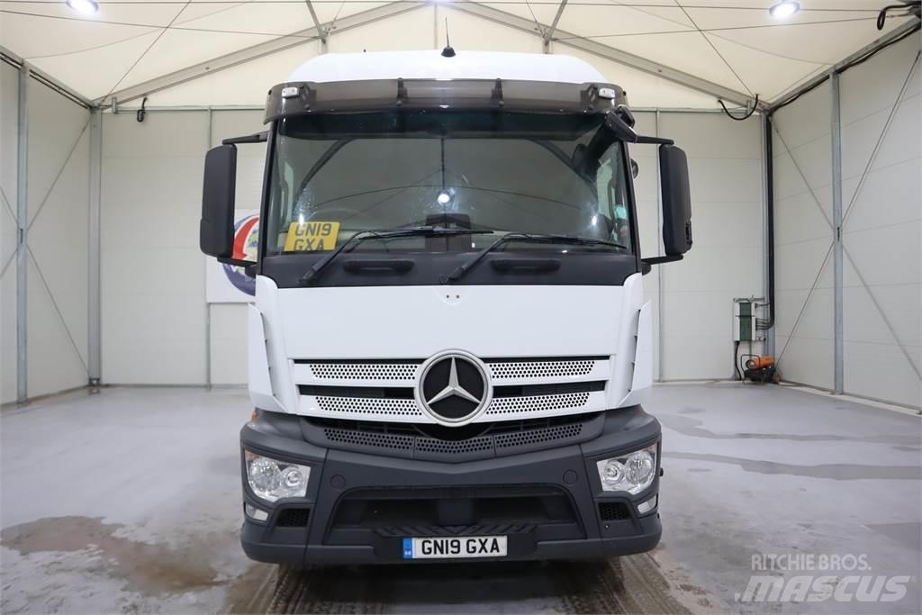 Mercedes-Benz Actros 1840 Sadulveokid