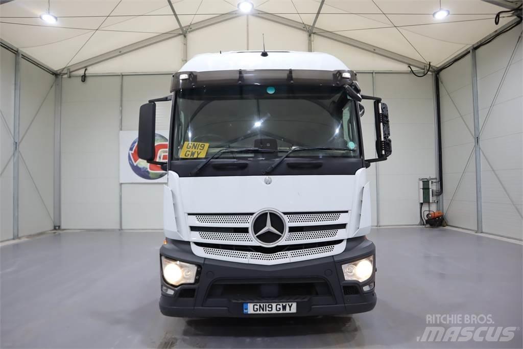 Mercedes-Benz Actros 1840 Sadulveokid