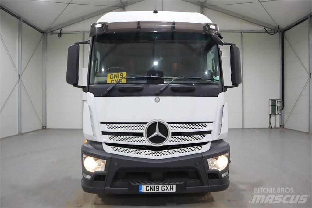 Mercedes-Benz Actros 1840 Sadulveokid
