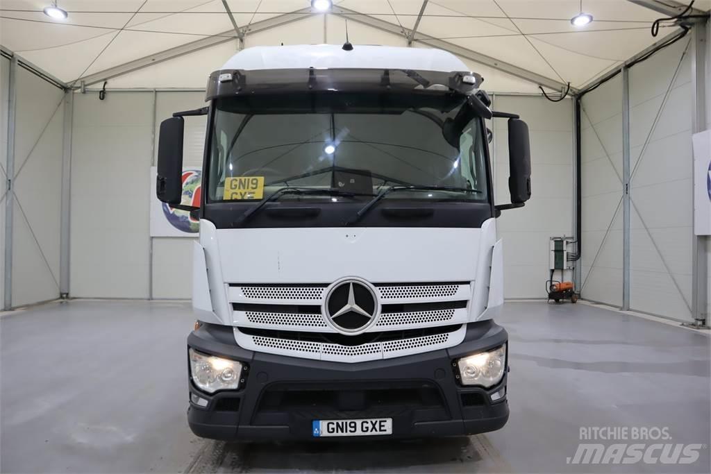 Mercedes-Benz Actros 1840 Sadulveokid