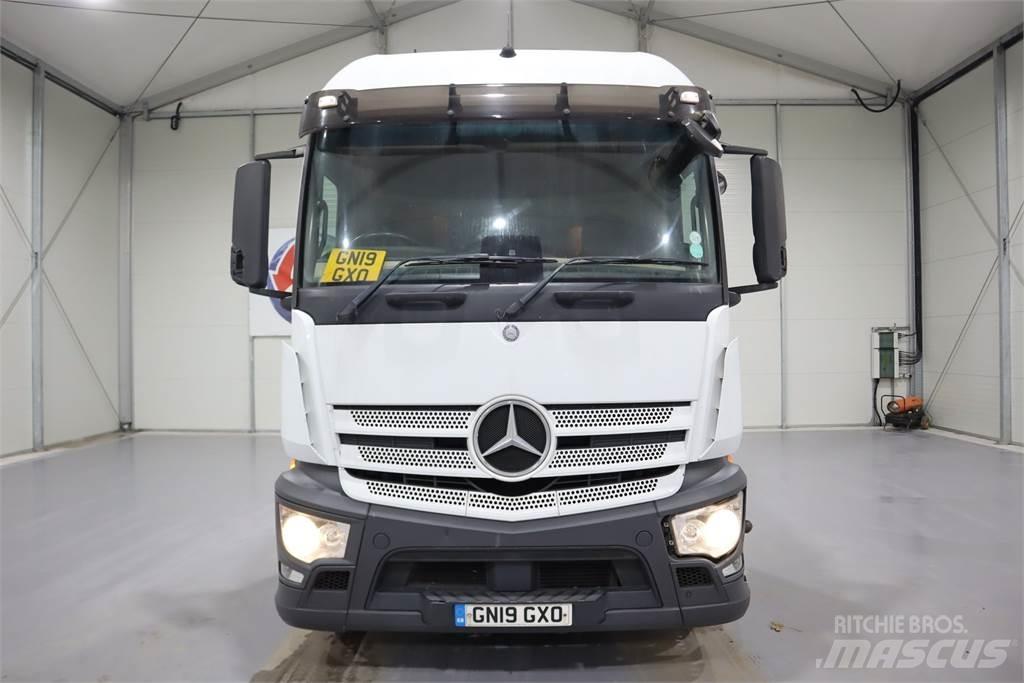 Mercedes-Benz Actros 1840 Sadulveokid