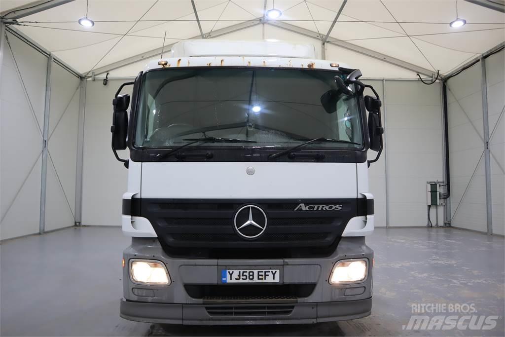 Mercedes-Benz ACTROS 1841 Sadulveokid