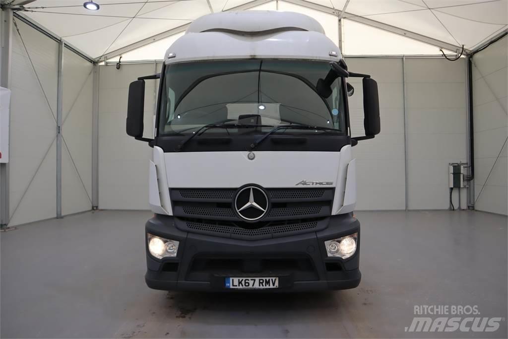 Mercedes-Benz ACTROS 1843 Sadulveokid