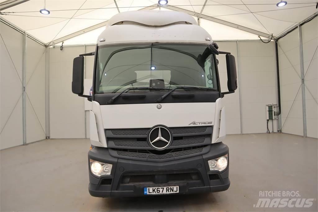 Mercedes-Benz Actros 1843 Sadulveokid