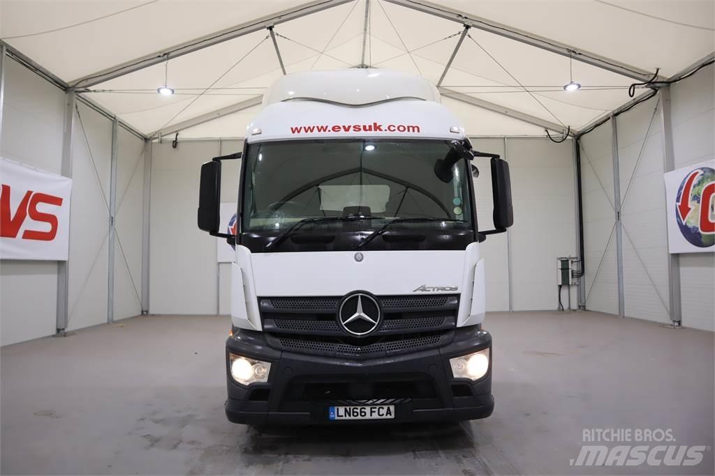 Mercedes-Benz Actros 1843 Sadulveokid