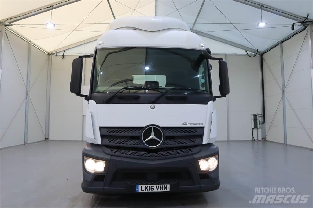 Mercedes-Benz ACTROS 1843 Sadulveokid