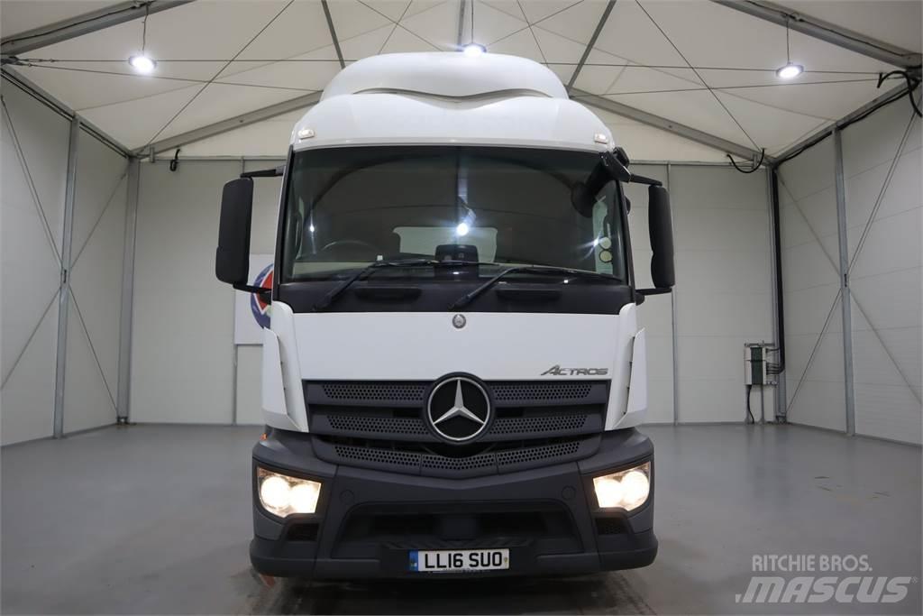 Mercedes-Benz ACTROS 1843 Sadulveokid