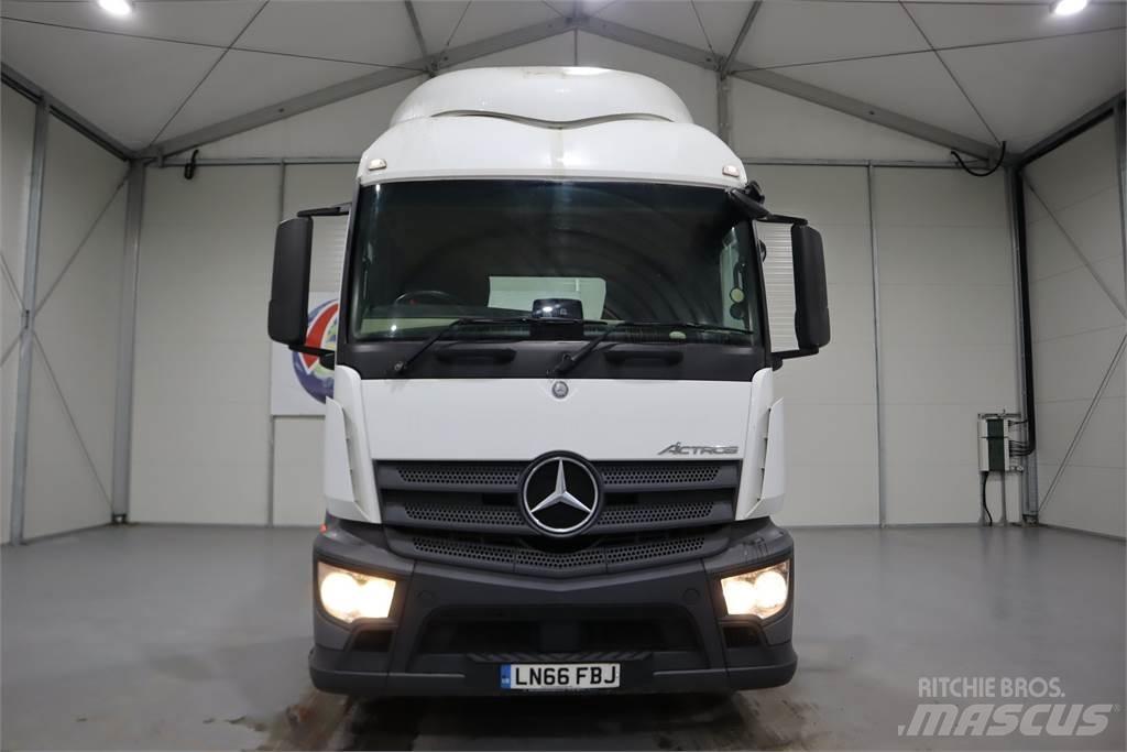 Mercedes-Benz ACTROS 1843 Sadulveokid