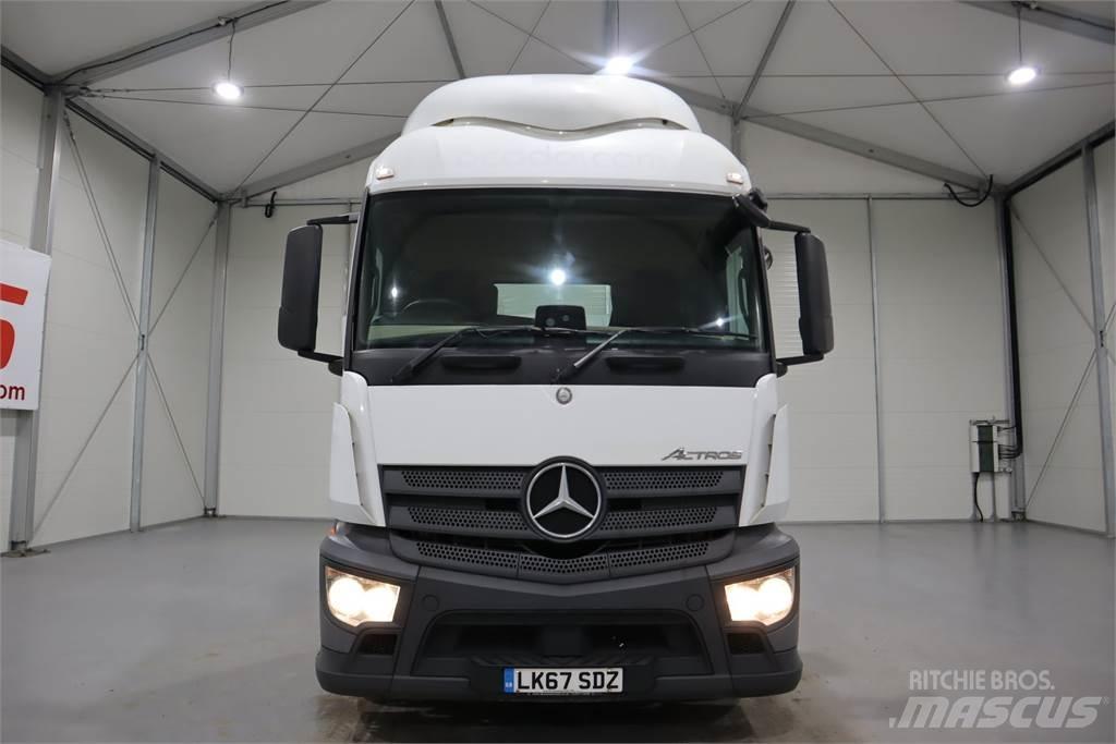 Mercedes-Benz ACTROS 1843 Sadulveokid