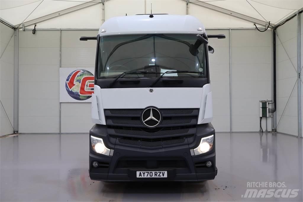 Mercedes-Benz Actros 1845 Sadulveokid