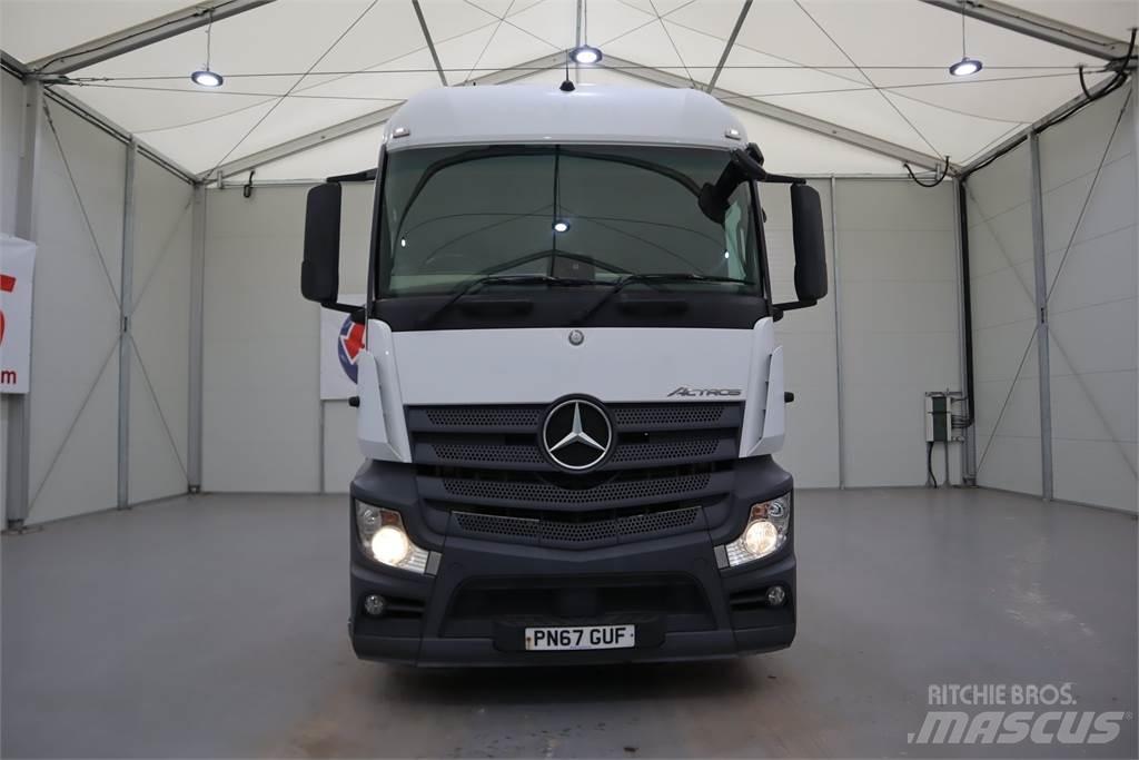 Mercedes-Benz ACTROS 1846 Sadulveokid