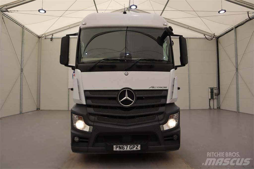 Mercedes-Benz ACTROS 1846 Sadulveokid